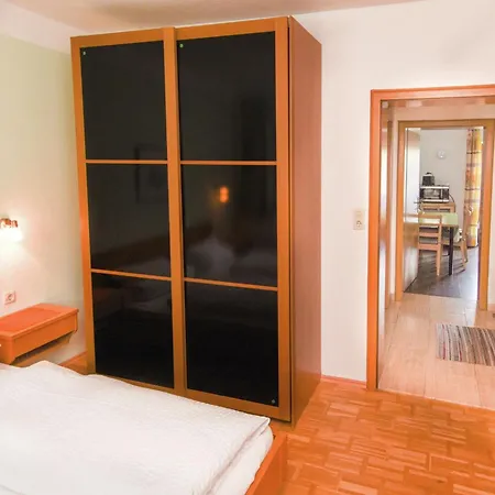 Beautiful Flat In With Pool Apartment